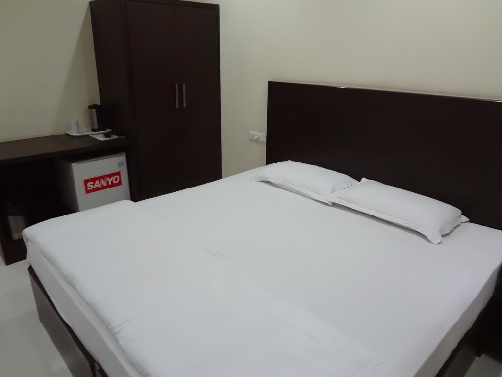 Hotel Siam International Delhi  Extérieur photo